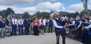 Hommage a plougoumelen